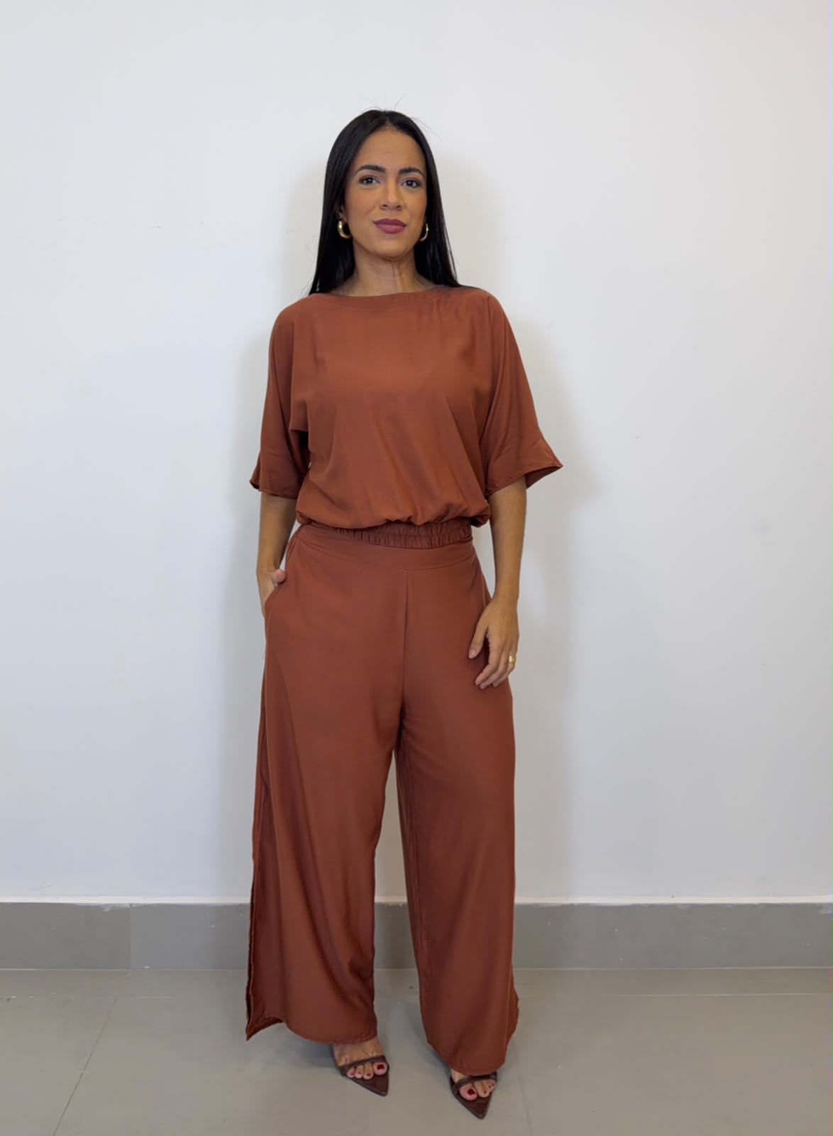 CONJUNTO BLUSA E PANTALONA