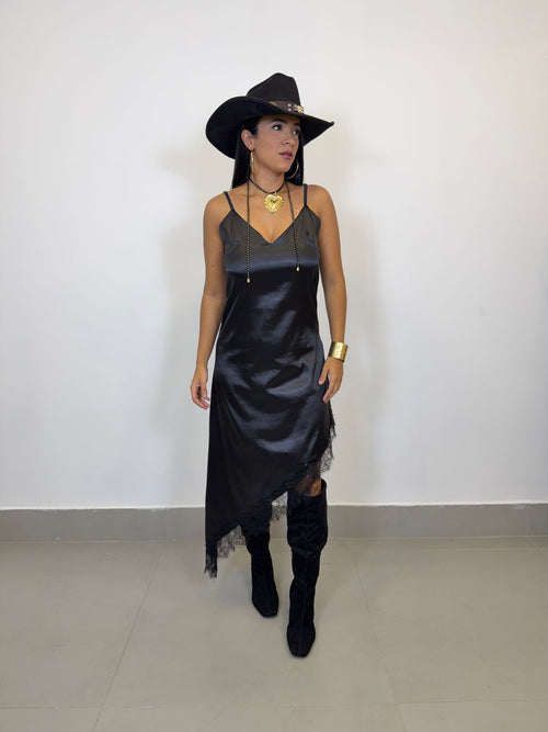 VESTIDO CETIM COM RENDA
