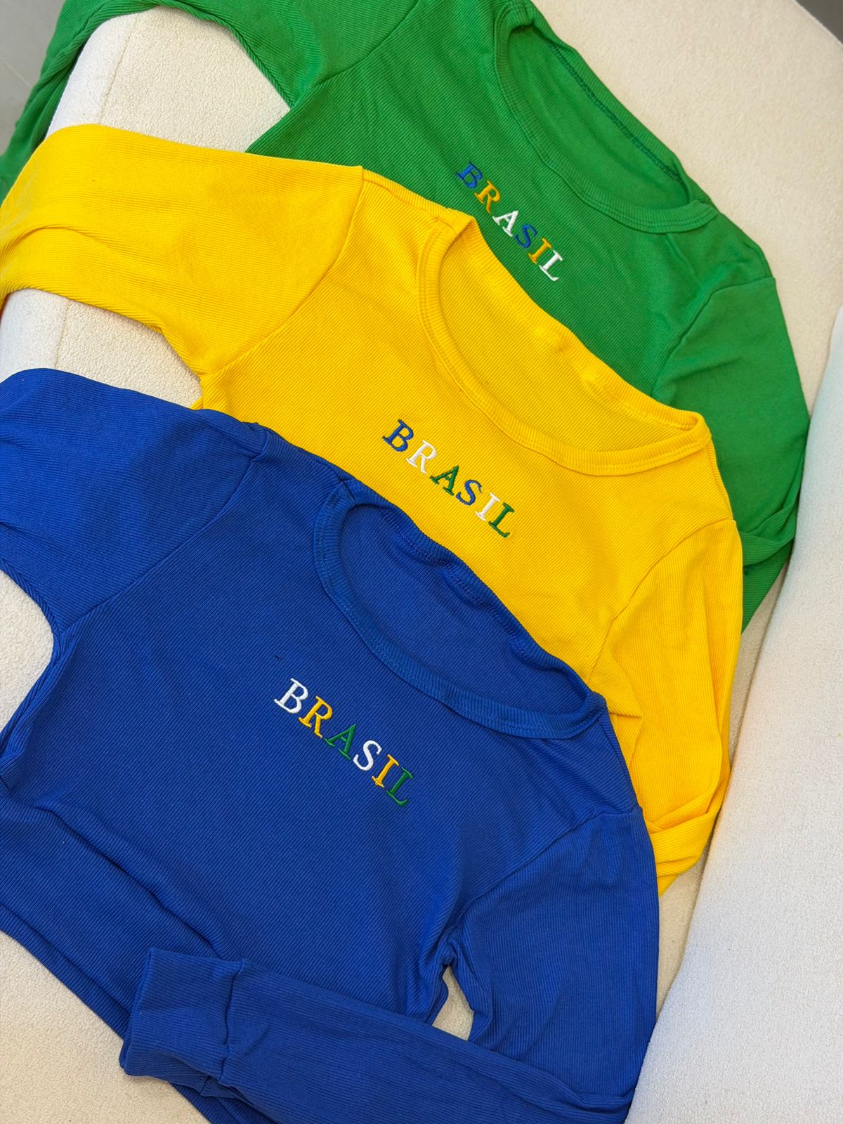 CROPPED BRASIL MANGA LONGA