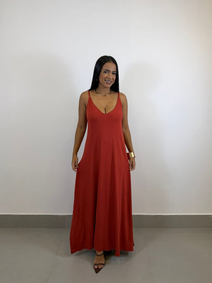 VESTIDO LONGUETE DECOTE NAS COSTAS
