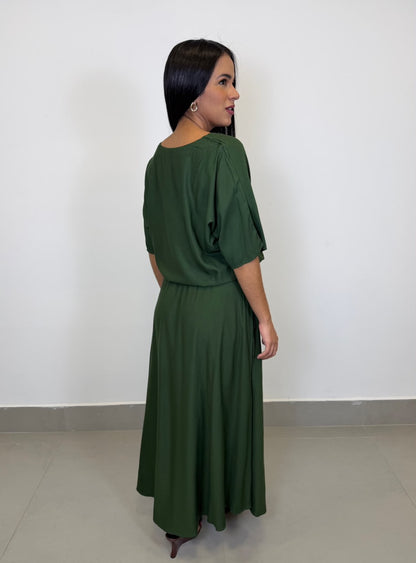 CONJUNTO BLUSA E SAIA LONGA